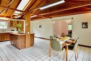 930 Chestnut Hill Rd, Harpers Ferry, WV